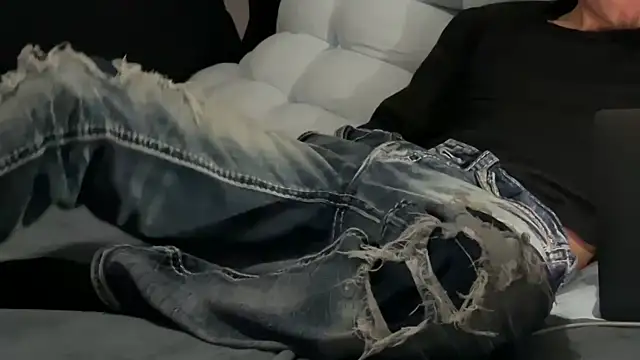 Snapshot of Mardelrey chatting on 03/27/26, 04:29 Mardelrey online show from 03/27/26, 04:29