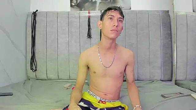 little78ali online show from 02/12/26, 02:01