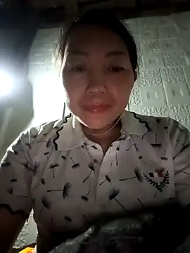 baby 112233 online show from 03/18/26, 04:21