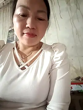 Snapshot of baby_112233 chatting on 05/05/26, 12:07 baby 112233 online show from 05/05/26, 12:07