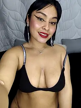 zoe love18 online show from 04/14/26, 04:13