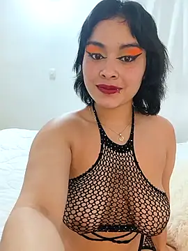 zoe love18 online show from 04/29/26, 05:33