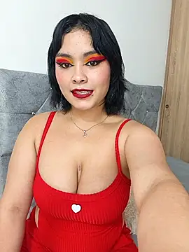 zoe love18 online show from 05/08/26, 04:29