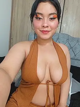 zoe love18 online show from 06/18/26, 05:08