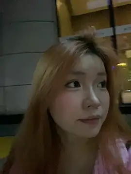 Snapshot of Rabbit-15 chatting on 04/18/26, 12:31 Rabbit-15 online show from 04/18/26, 12:31