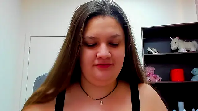 Snapshot of Maddinia chatting on 03/01/26, 08:38 Maddinia online show from 03/01/26, 08:38