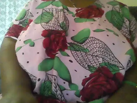 Snapshot of Honeybloom1 chatting on 02/09/26, 10:52 Honeybloom1 online show from 02/09/26, 10:52