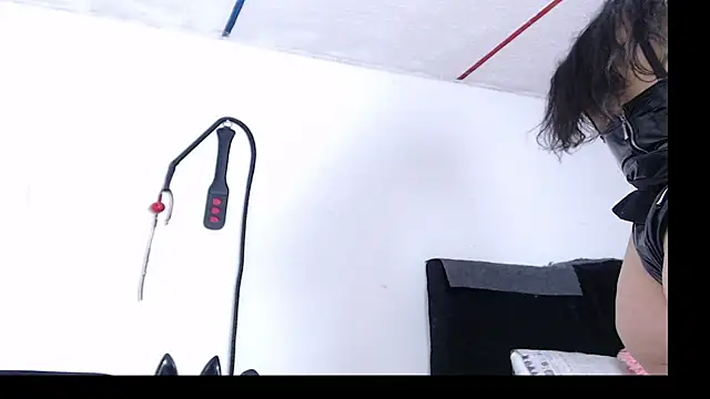 Girl Bondage online show from 05/01/26, 03:27
