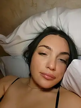 Snapshot of HotDevilGirl_ chatting on 02/16/26, 05:09 HotDevilGirl online show from 02/16/26, 05:09