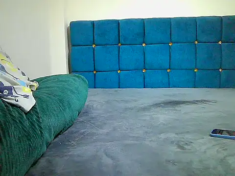 Snapshot of Lebo2004 chatting on 03/06/26, 06:32 Lebo2004 online show from 03/06/26, 06:32