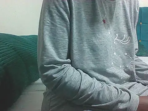 Snapshot of Lebo2004 chatting on 03/11/26, 11:49 Lebo2004 online show from 03/11/26, 11:49