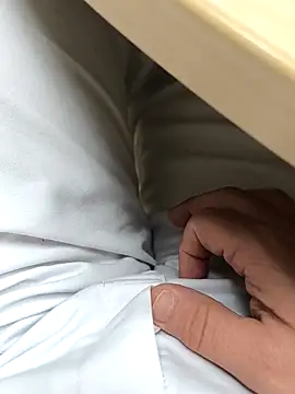 Snapshot of JMM1900 chatting on 02/14/26, 04:42 JMM1900 online show from 02/14/26, 04:42