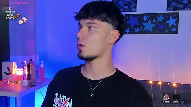 Snapshot of manu__05 chatting on 02/03/26, 11:10 manu 05 online show from 02/03/26, 11:10