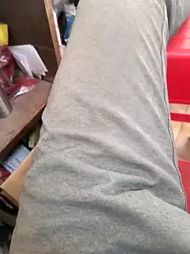 Snapshot of Castrol1289 chatting on 03/02/26, 11:39 Castrol1289 online show from 03/02/26, 11:39