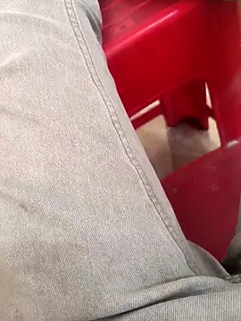 Snapshot of Castrol1289 chatting on 03/07/26, 07:05 Castrol1289 online show from 03/07/26, 07:05