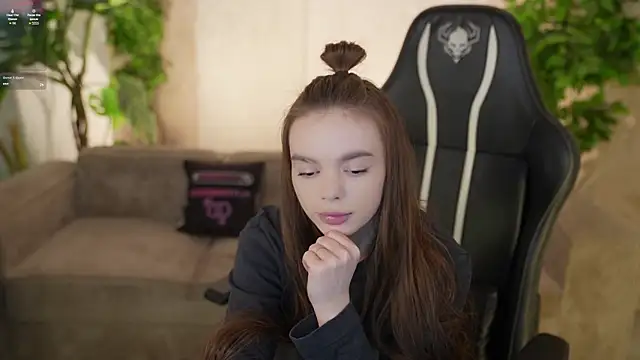 Zlata Sky online show from 12/13/25, 07:53