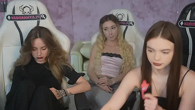 Zlata Sky online show from 05/05/26, 06:38