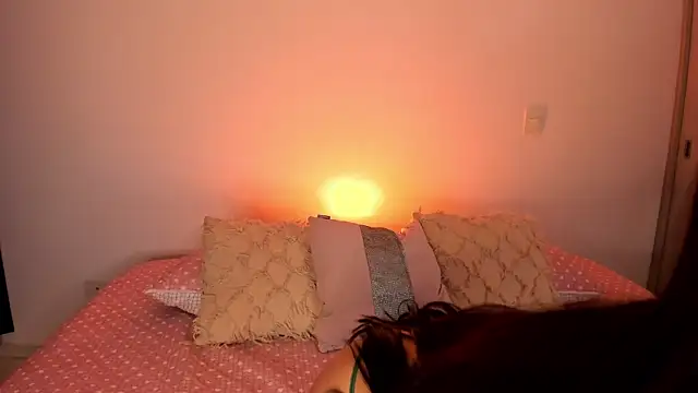 valeriekhaleesi online show from 05/07/26, 03:01