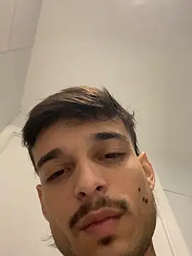 Snapshot of ruffvip chatting on 02/14/26, 12:13 ruffvip online show from 02/14/26, 12:13