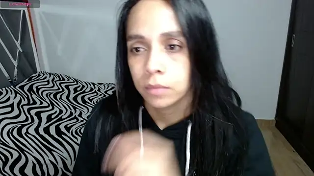 paula lopez   online show from 05/05/26, 12:29