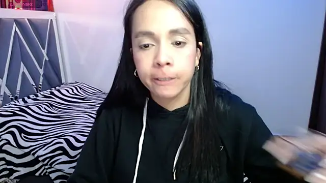 paula lopez   online show from 06/09/26, 05:35