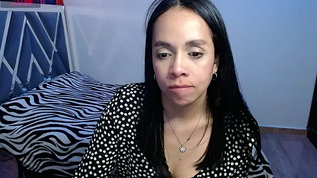 paula lopez   online show from 06/17/26, 07:04