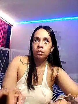 paula lopez   online show from 06/25/26, 06:34