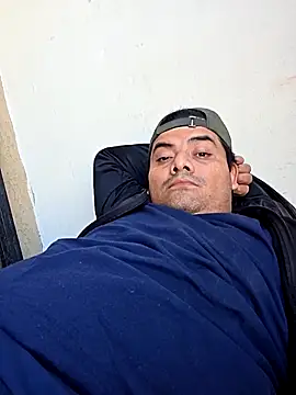 Snapshot of gerlop90 chatting on 02/01/26, 12:09 gerlop90 online show from 02/01/26, 12:09