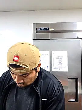 Snapshot of gerlop90 chatting on 03/29/26, 04:07 gerlop90 online show from 03/29/26, 04:07