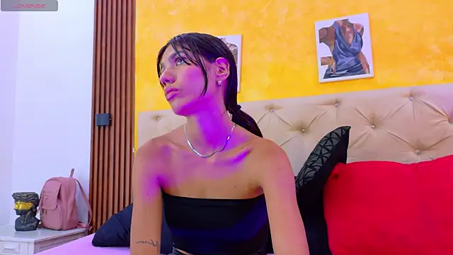 Snapshot of skinny_dubois chatting on 03/09/26, 01:59 skinny dubois online show from 03/09/26, 01:59