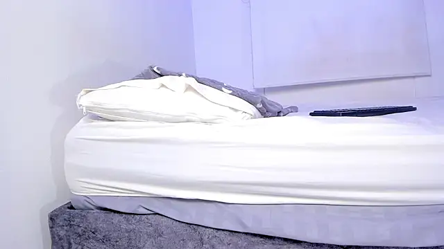 Snapshot of _FuckingYoungs_ chatting on 03/16/26, 02:06 FuckingYoungs online show from 03/16/26, 02:06