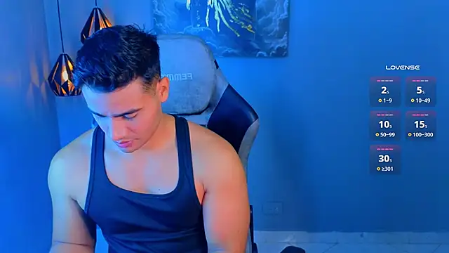 AndresRodriguez1 online show from 02/11/26, 01:49