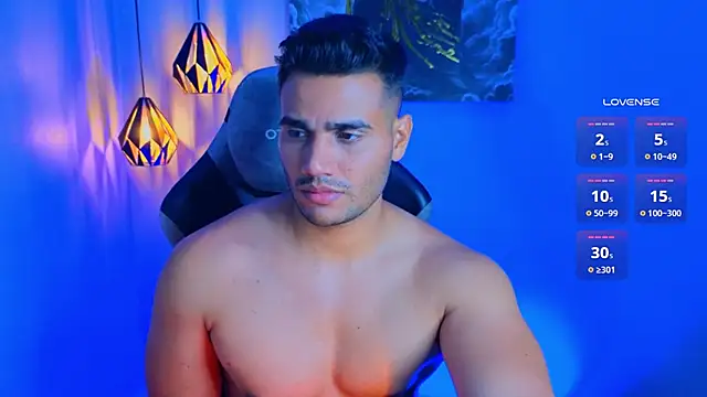 AndresRodriguez1 online show from 02/21/26, 12:44