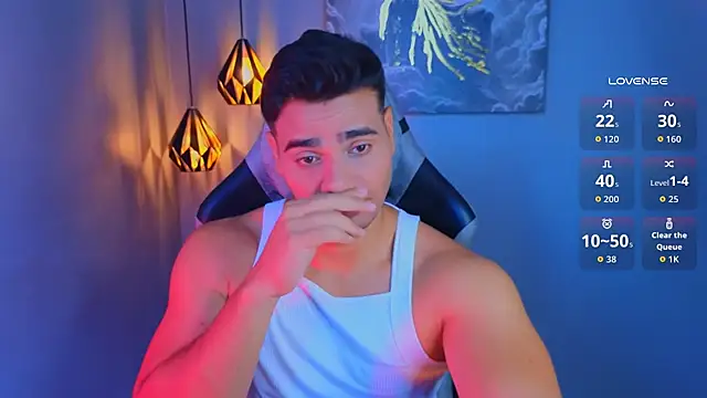 AndresRodriguez1 online show from 03/19/26, 01:04