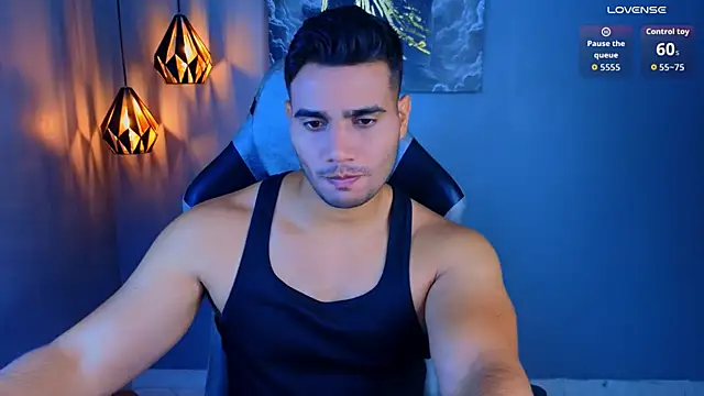 AndresRodriguez1 online show from 05/02/26, 12:21