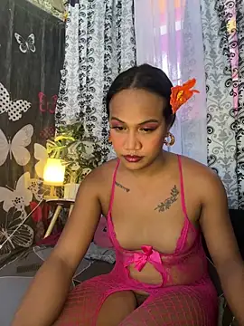 Queen-barbie online show from 05/19/26, 05:03