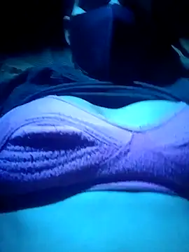 Snapshot of Meena_sakshi chatting on 03/06/26, 03:08 Meena sakshi online show from 03/06/26, 03:08