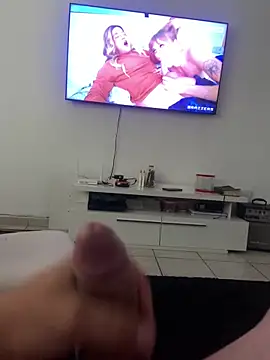 Snapshot of Brunaosurf chatting on 02/17/26, 11:07 Brunaosurf online show from 02/17/26, 11:07