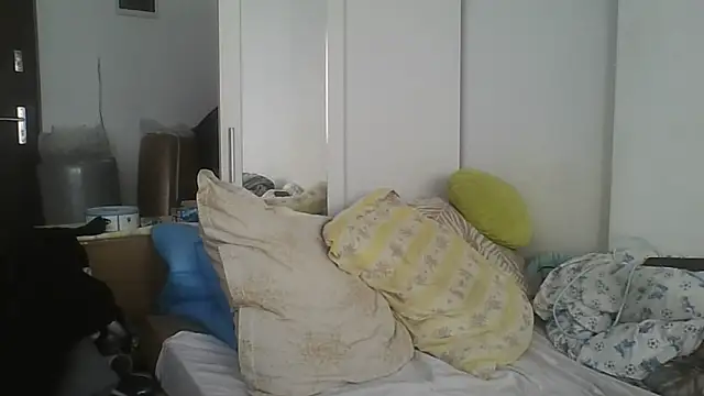 Snapshot of vitalik66679 chatting on 06/05/26, 06:52 vitalik66679 online show from 06/05/26, 06:52