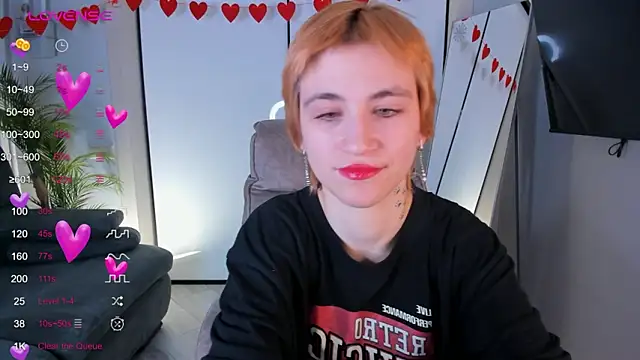 Snapshot of AutumnWhisper chatting on 03/07/26, 09:23 AutumnWhisper online show from 03/07/26, 09:23