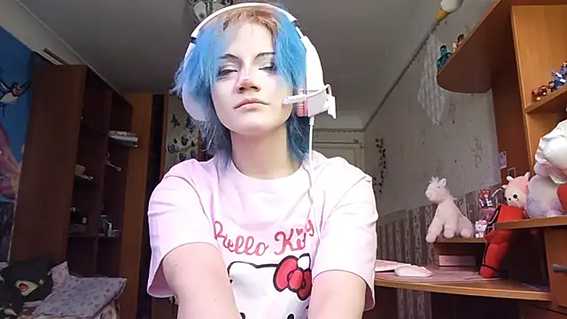 Snapshot of KathernSaulters chatting on 02/04/26, 11:27 KathernSaulters online show from 02/04/26, 11:27