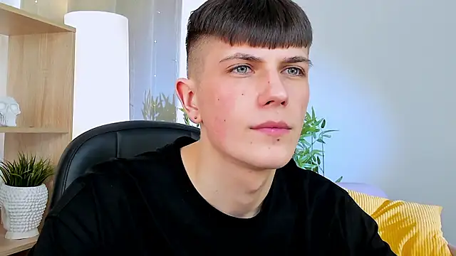 Snapshot of Rony_Joy chatting on 03/13/26, 01:29 Rony Joy online show from 03/13/26, 01:29