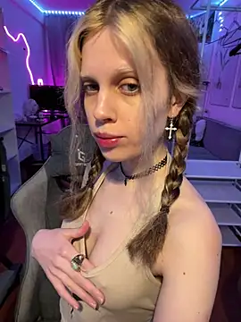 Maxine gold online show from 05/09/26, 08:58