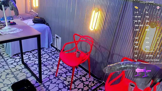 nazly bigass online show from 05/01/26, 07:51