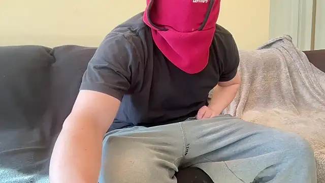 Snapshot of Grammer100 chatting on 02/06/26, 05:05 Grammer100 online show from 02/06/26, 05:05