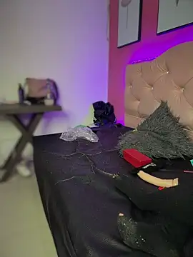 Karolaiin LS online show from 02/11/26, 08:14