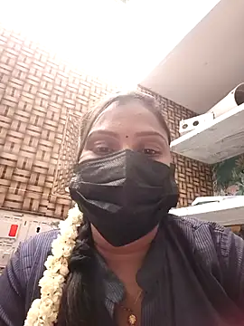 Snapshot of Tamil_Hot_Nisha chatting on 02/23/26, 04:59 Tamil Hot Nisha online show from 02/23/26, 04:59