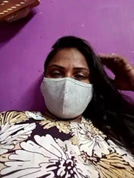 Snapshot of Tamil_Hot_Nisha chatting on 03/04/26, 10:27 Tamil Hot Nisha online show from 03/04/26, 10:27