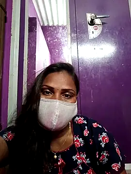 Snapshot of Tamil_Hot_Nisha chatting on 03/08/26, 05:44 Tamil Hot Nisha online show from 03/08/26, 05:44