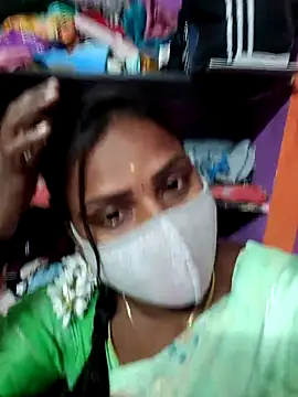 Snapshot of Tamil_Hot_Nisha chatting on 03/09/26, 04:33 Tamil Hot Nisha online show from 03/09/26, 04:33